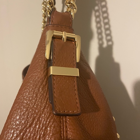 Michael Kors cognac pebbled leather hobo bag w hang tag - Picture 7 of 16